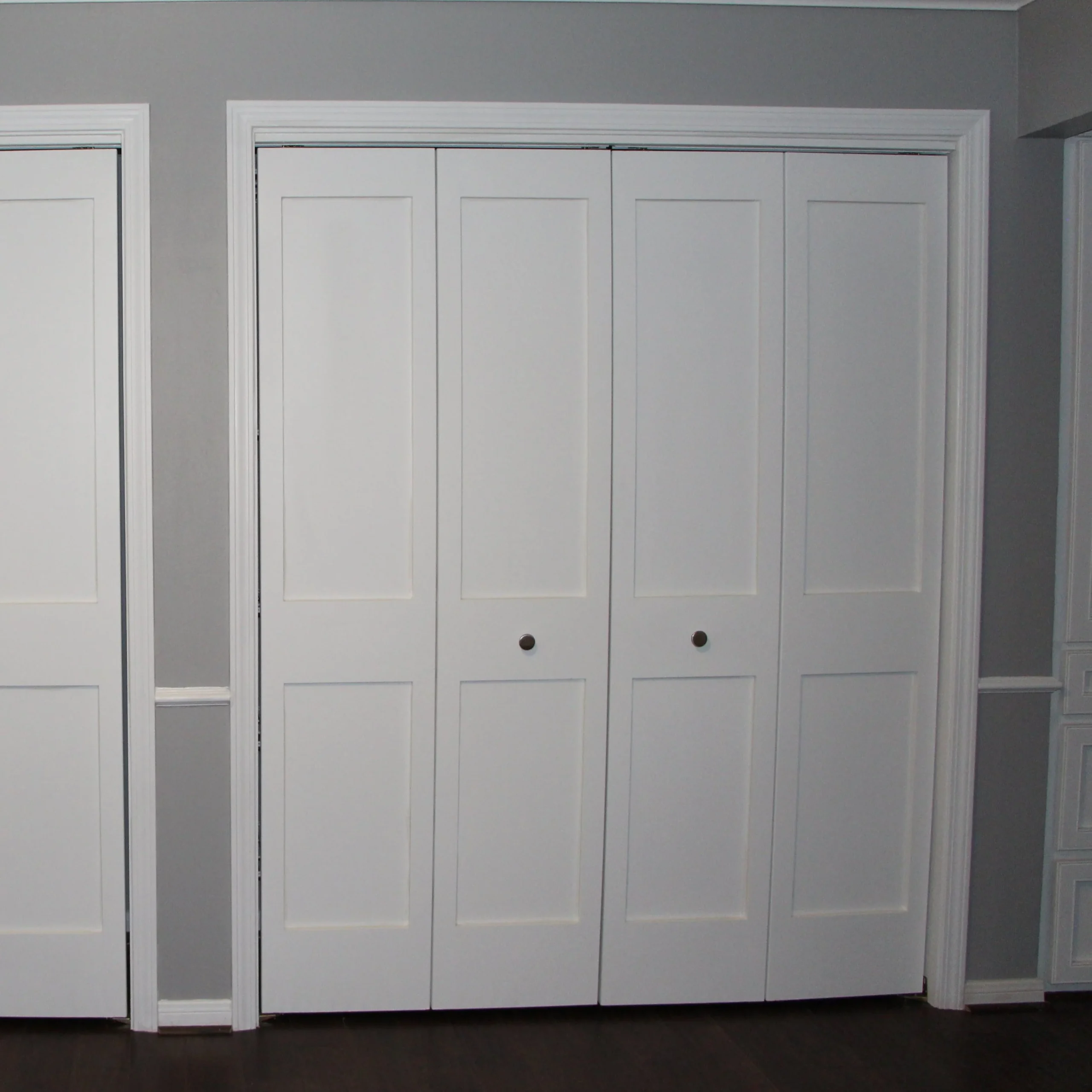 2-Panel Shaker Style Pine Bifold Prehung Door (Primed)