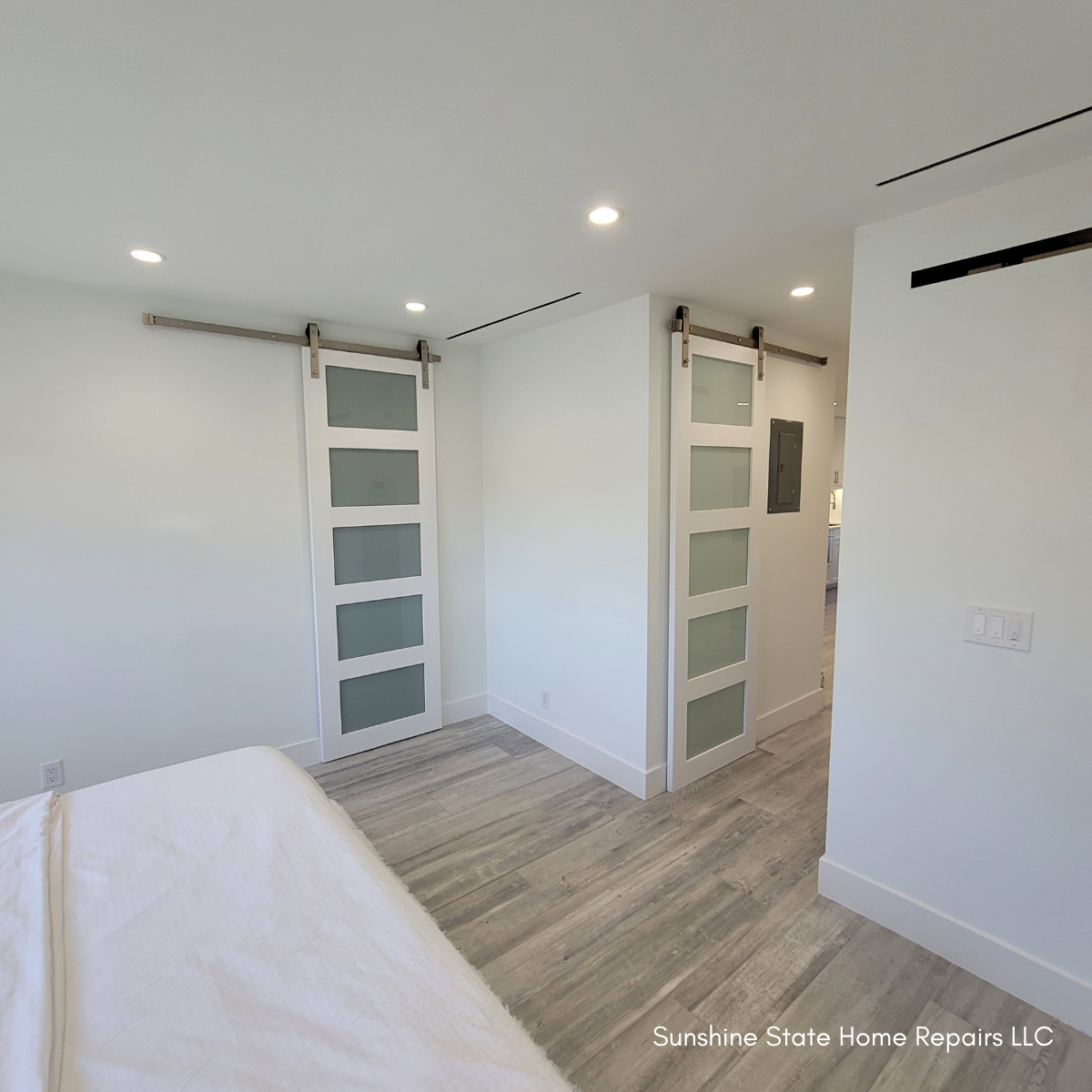 5 Frosted Glass Panel Shaker Style Wood Interior Door (Primed) - Image 4
